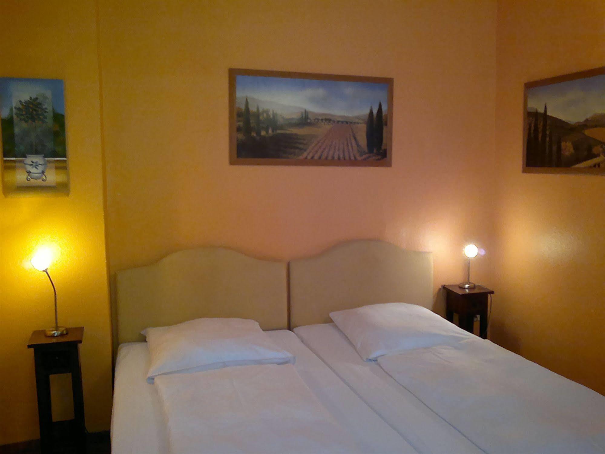 Hotel Galleria München Ngoại thất bức ảnh